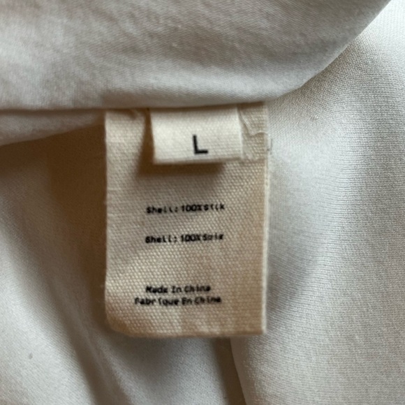 L'Agence REVOLVE Celeste Silk Bubble Halter, backless plunge v-neck large. White - Picture 6 of 7